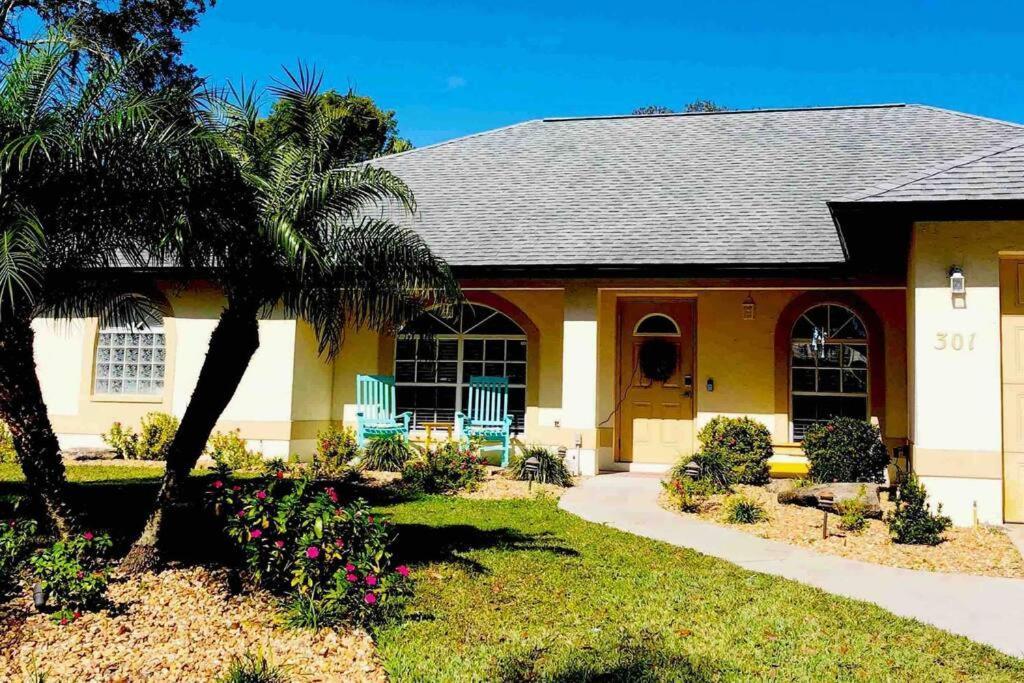 Sunny Oasis Getaway -Heated Pool-Mini Golf-Near Beach Nokomis Exterior photo