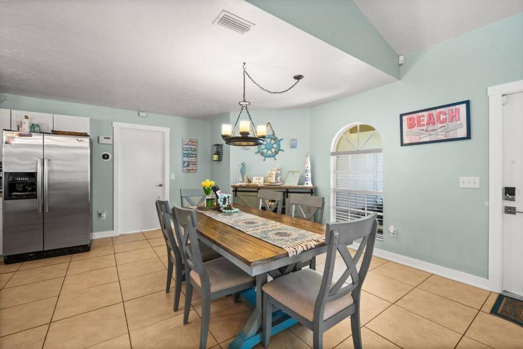 Sunny Oasis Getaway -Heated Pool-Mini Golf-Near Beach Nokomis Exterior photo
