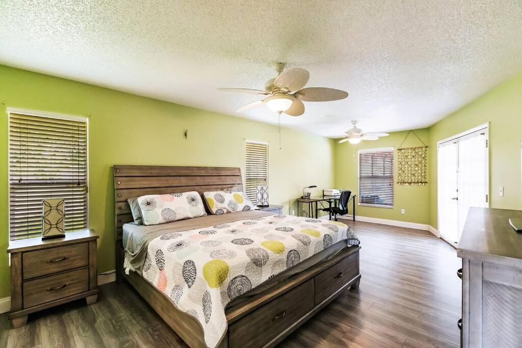 Sunny Oasis Getaway -Heated Pool-Mini Golf-Near Beach Nokomis Exterior photo