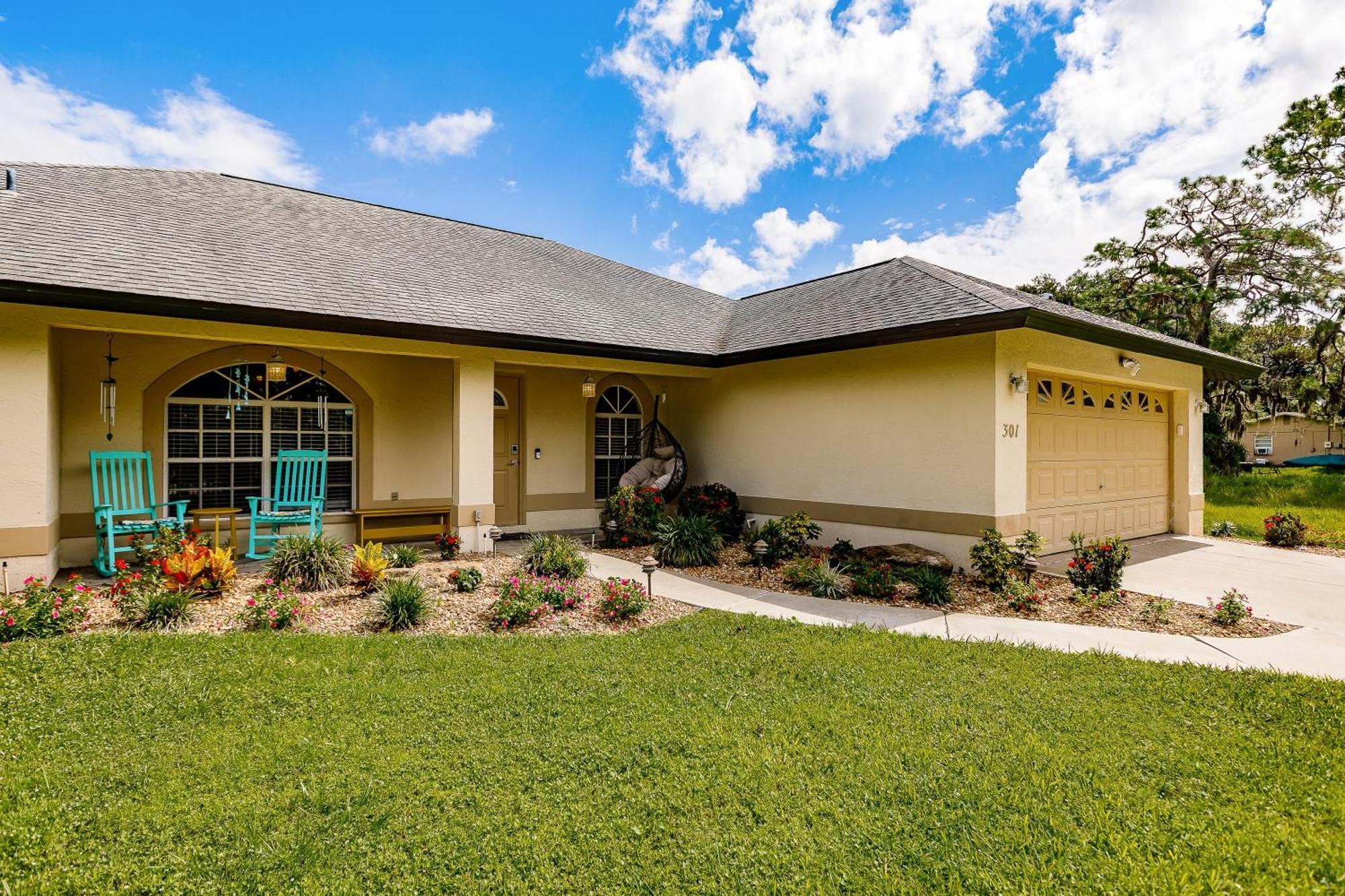 Sunny Oasis Getaway -Heated Pool-Mini Golf-Near Beach Nokomis Exterior photo