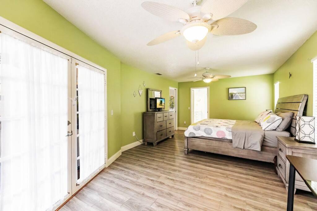 Sunny Oasis Getaway -Heated Pool-Mini Golf-Near Beach Nokomis Exterior photo